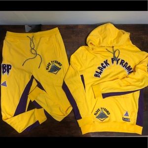 Black pyramid 2 piece sz various